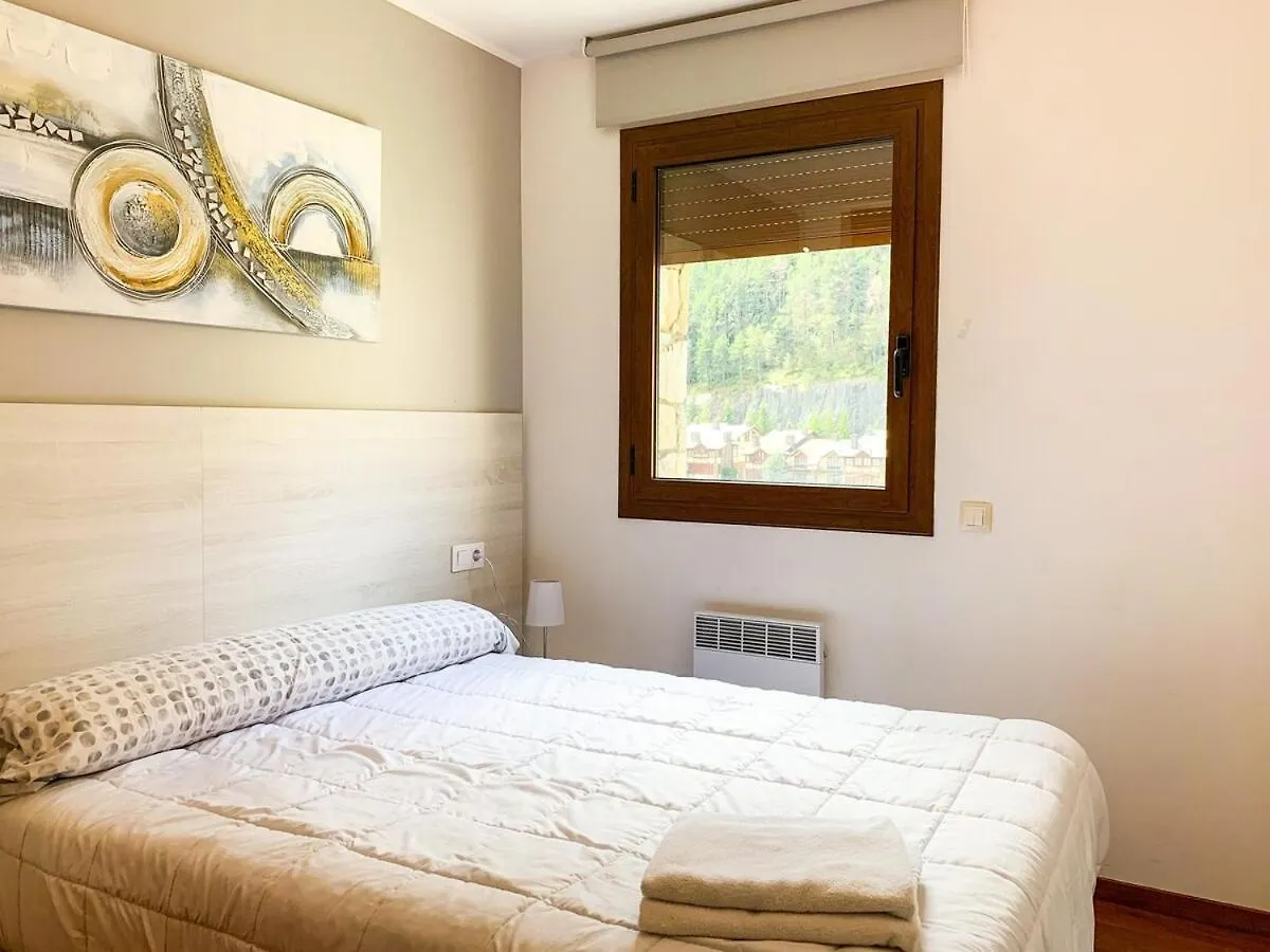 Apartamento Font Blanca en Arinsal Mas de Ribafeta